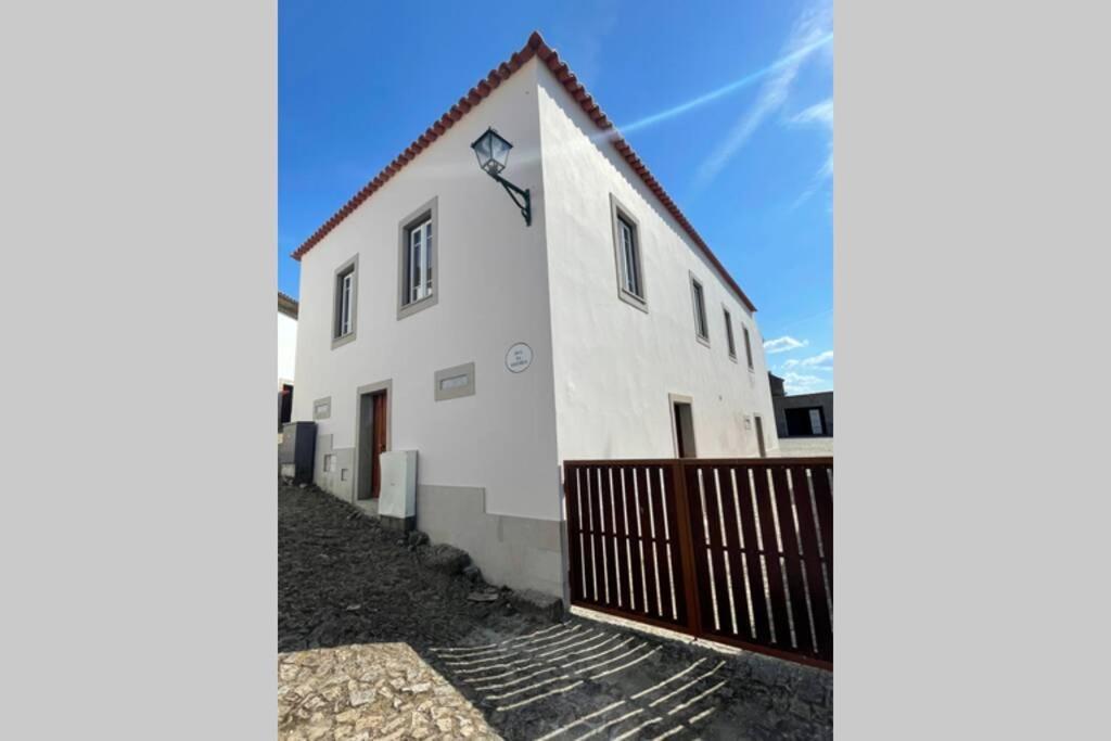 Vila Casa De Sampaio - Castelo Mendo Exteriér fotografie